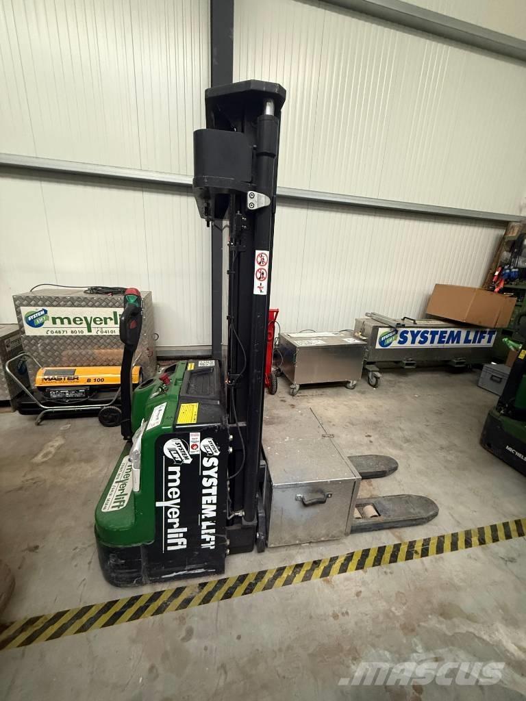 Noblelift PS 16 L Piattaforme cingolate, Piattaforme a ragno e Montacarichi