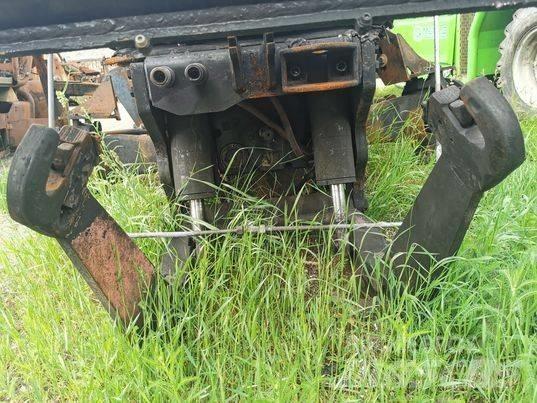 Valtra T 151 WOM Bracci e avambracci