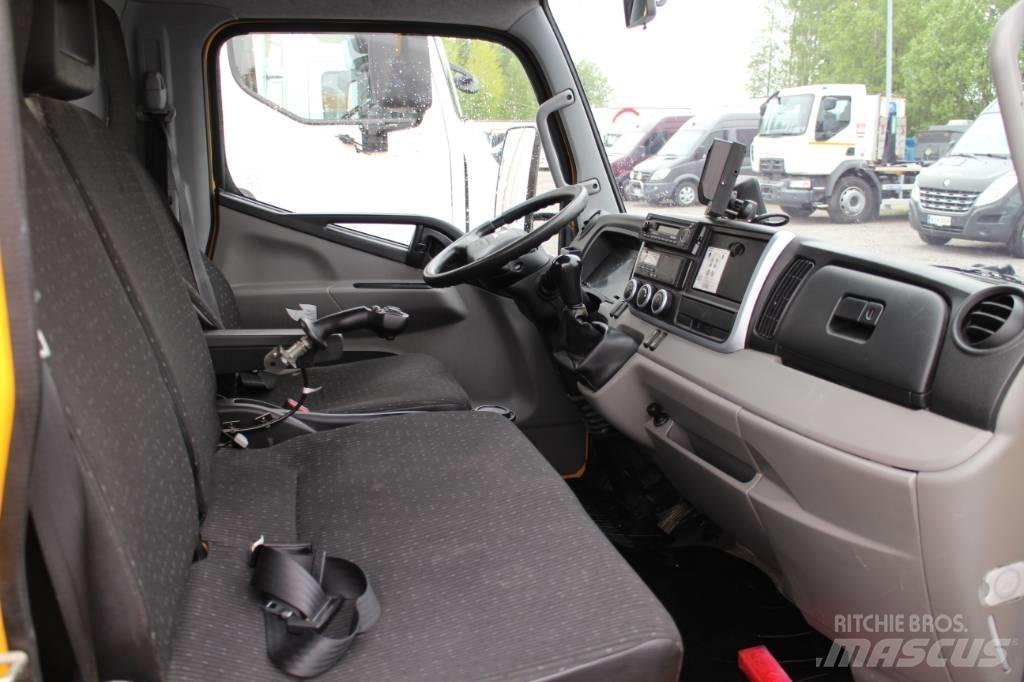 Fuso Canter 3.0 Camion con gancio di sollevamento