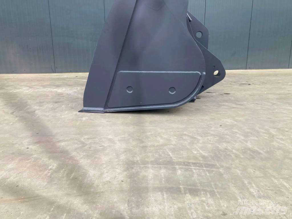 Volvo L90G Benne