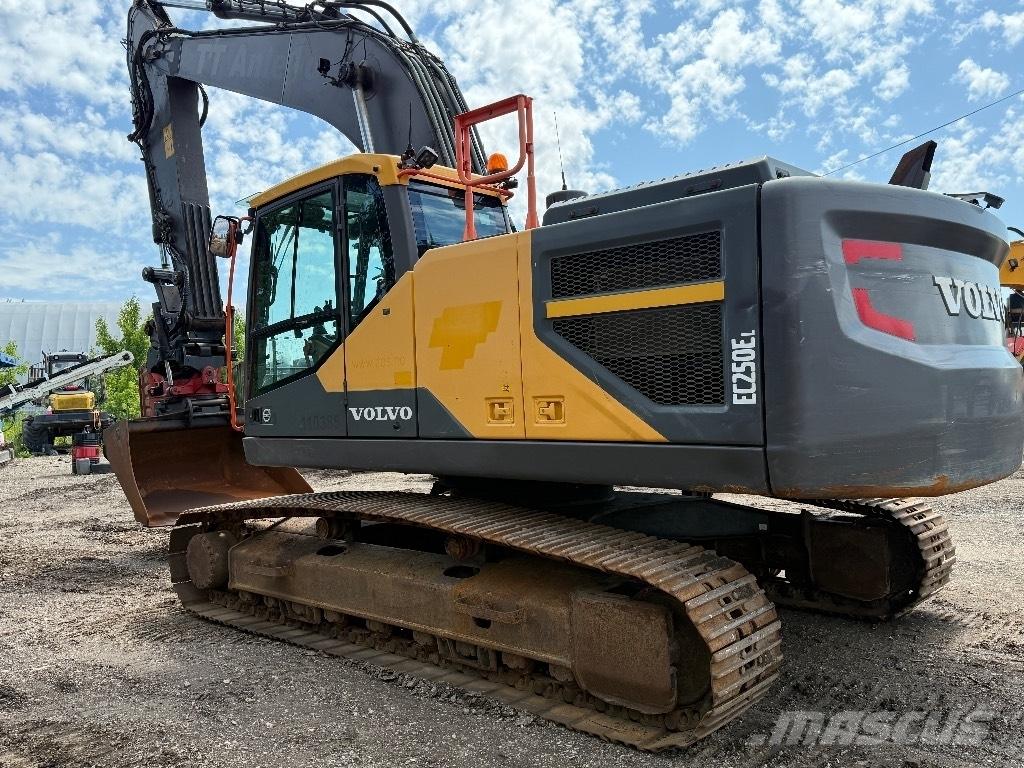 Volvo EC 250 E Escavatori cingolati