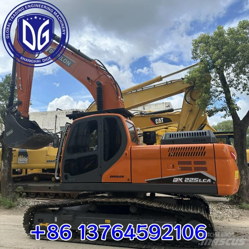 Doosan DX 225 LCA Escavatori cingolati