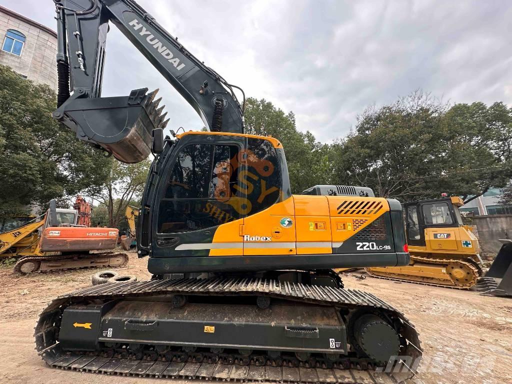 Hyundai Robex 220-9S Escavatori cingolati