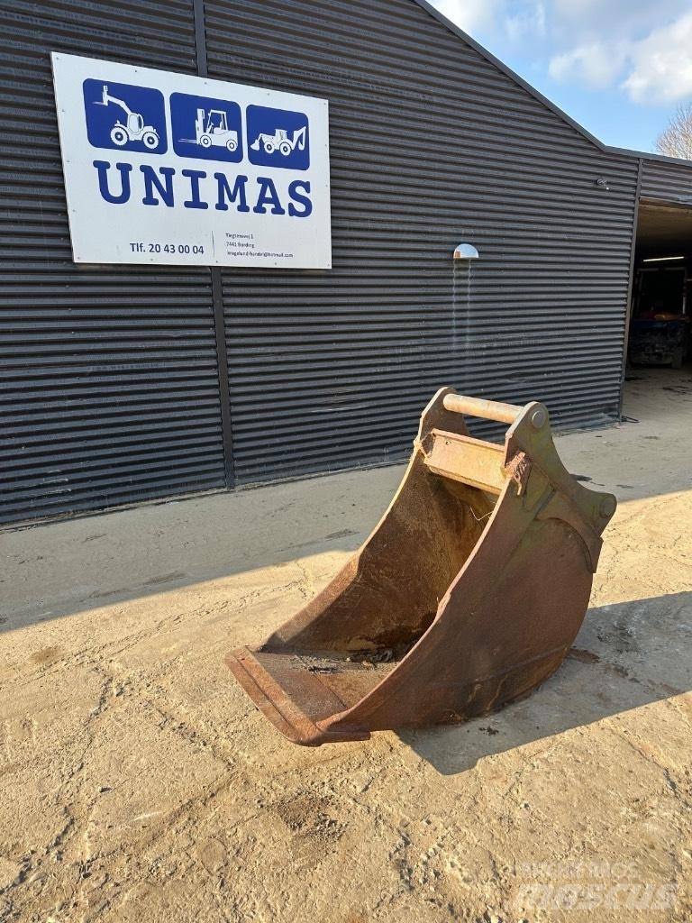  Ukendt S70 skovl Benne