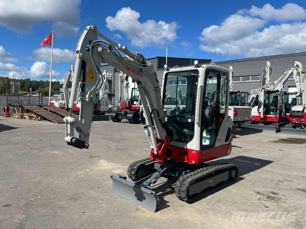 Takeuchi TB 225 Miniescavatori