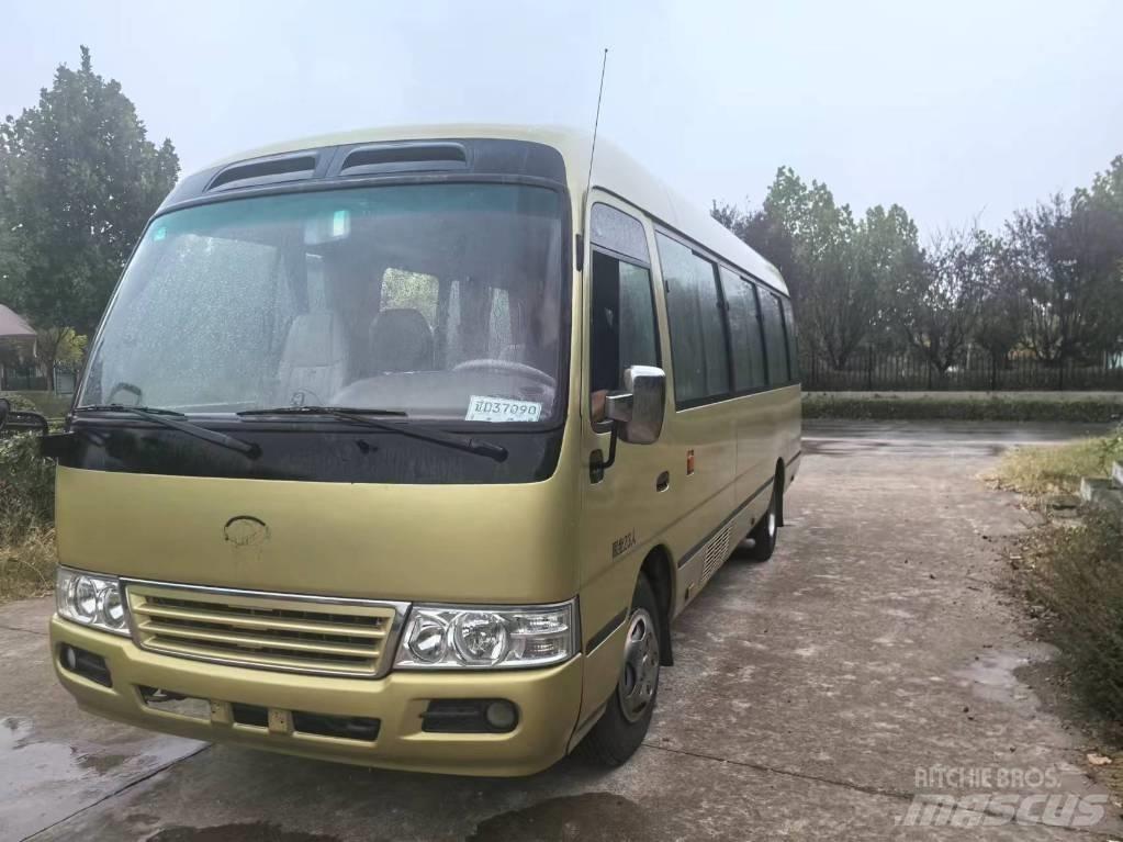 Toyota Coaster Autobus interurbani