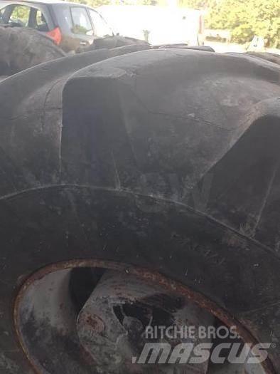 Michelin 18R19.5XF Pneumatici, ruote e cerchioni