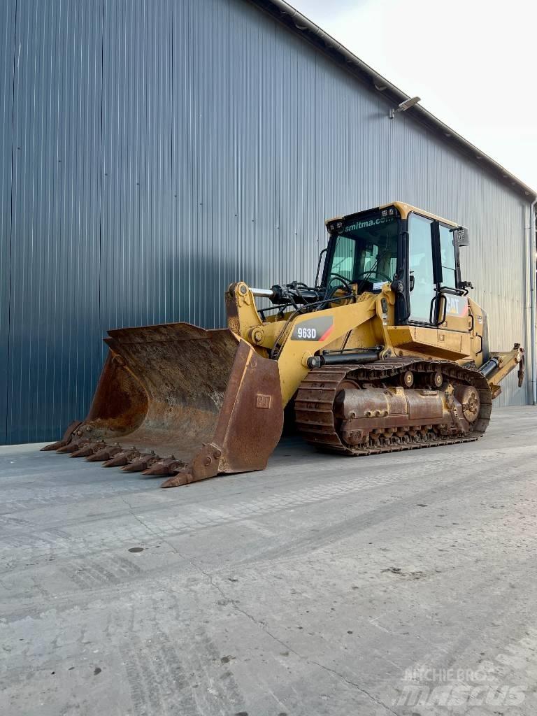 CAT 963D Pale cingolate