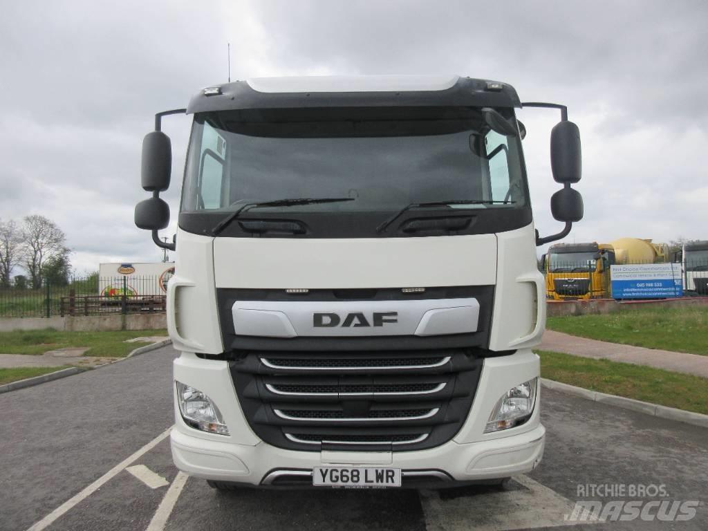 DAF CF450 Autocarro pianale / argano