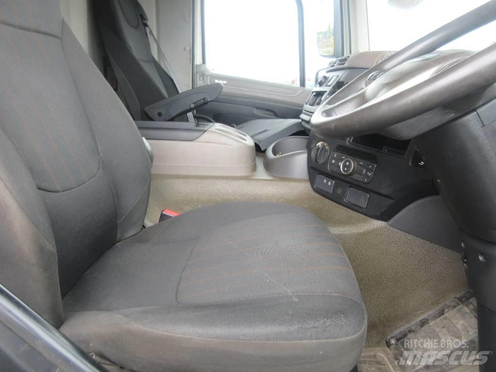 DAF CF450 Autocarro pianale / argano