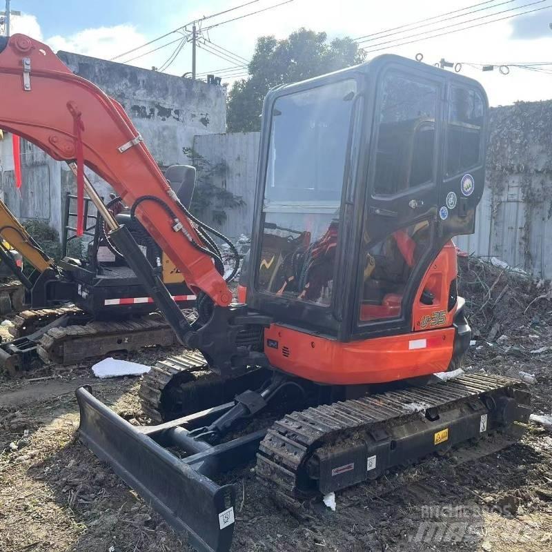 Kubota U 35 Miniescavatori