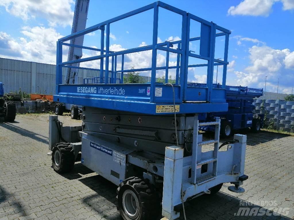 Liftlux SL 108 D 4x4 Piattaforme a pantografo