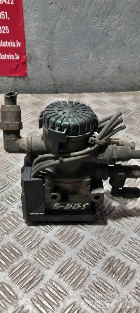 Scania R 440   1879275 Freni