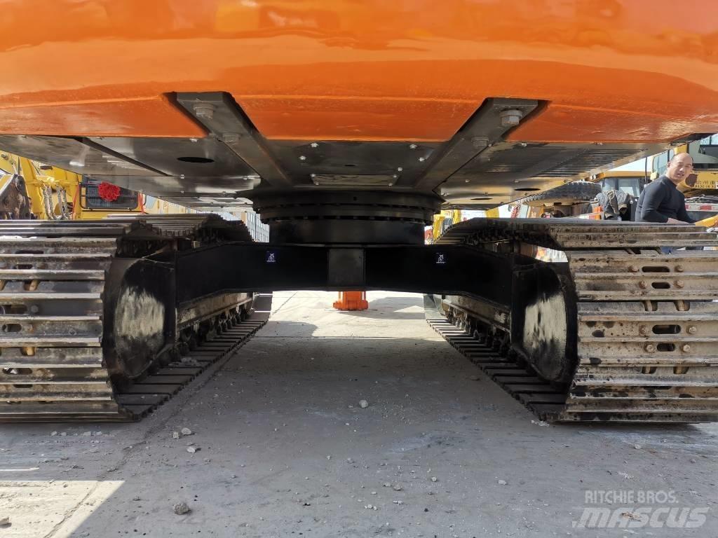 Hitachi ZX 200 Escavatori cingolati