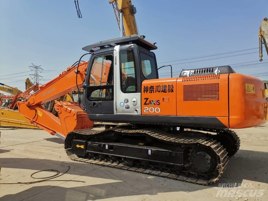 Hitachi ZX 200 Escavatori cingolati
