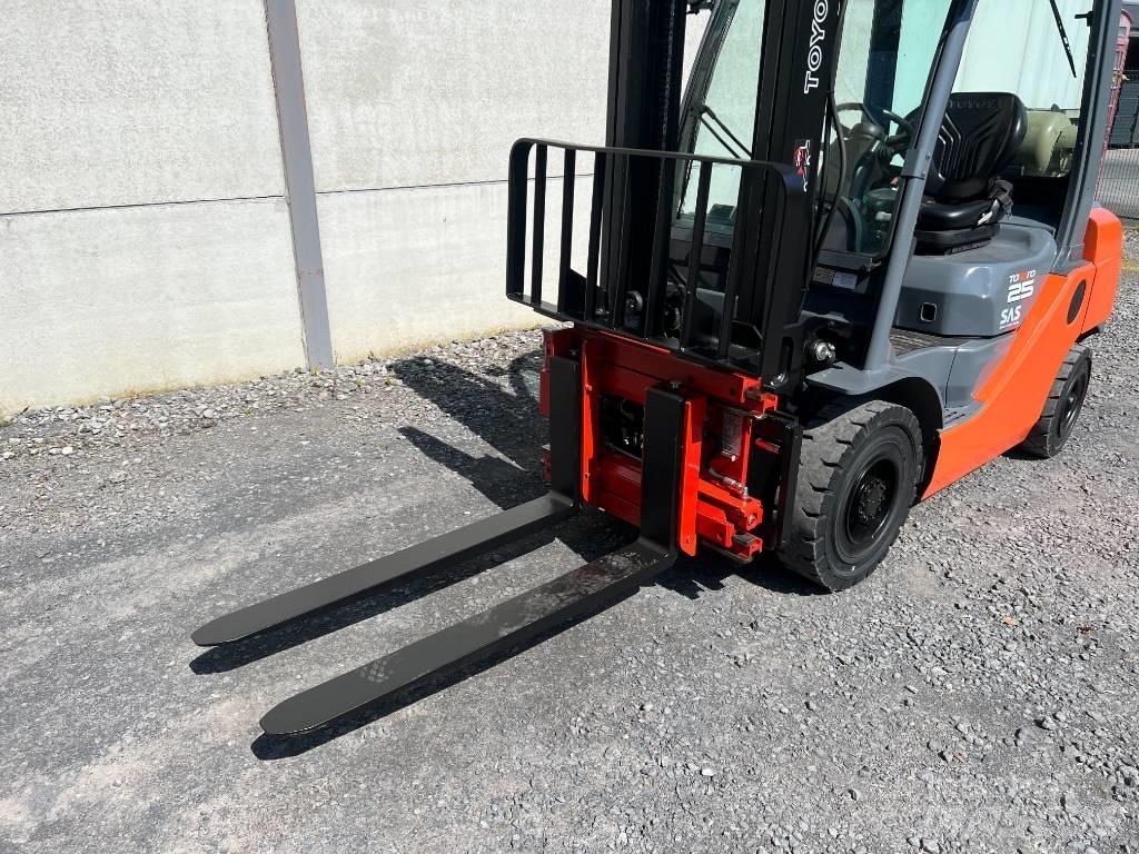 Toyota 02-8FGF25 Carrelli elevatori GPL