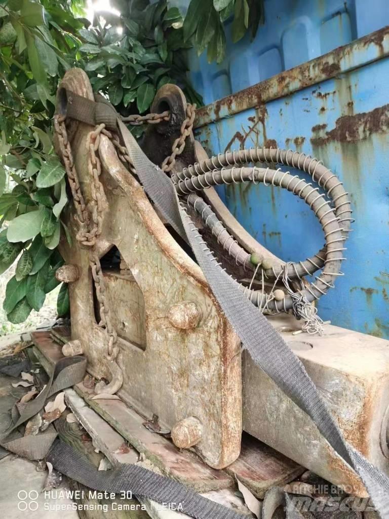 Sumitomo S160 Escavatori cingolati