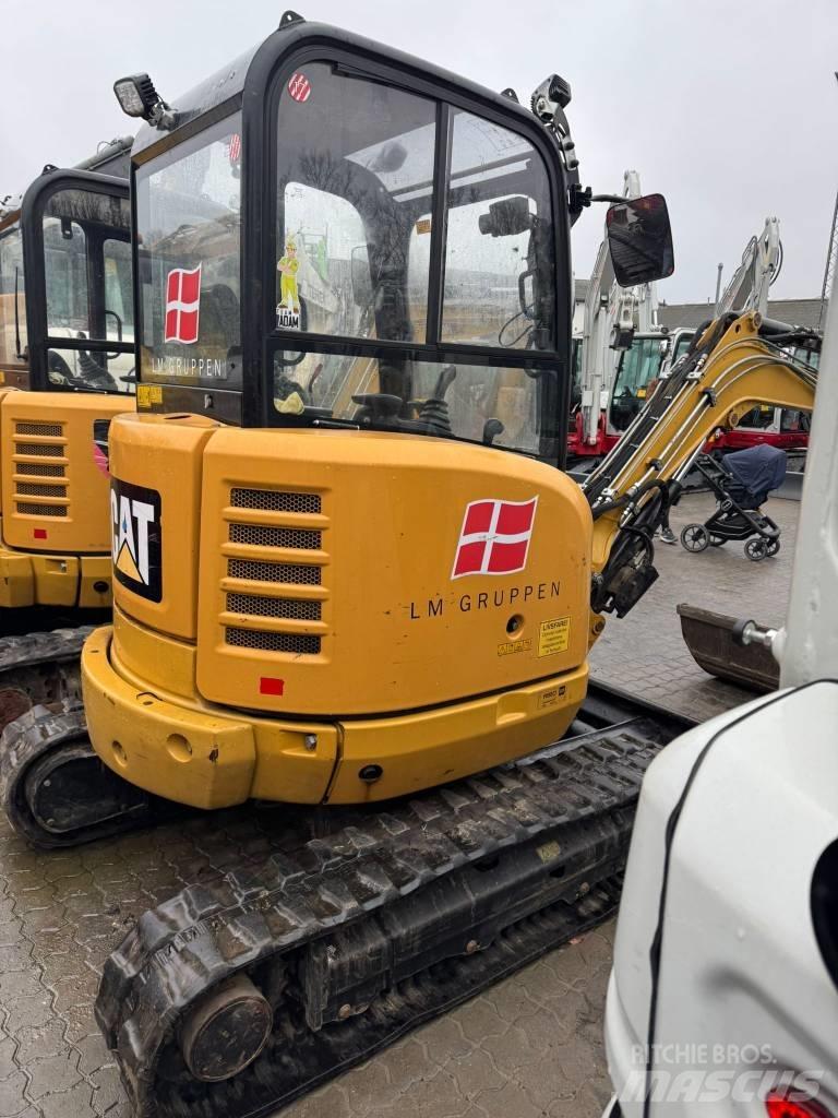 CAT 302.7 D Miniescavatori