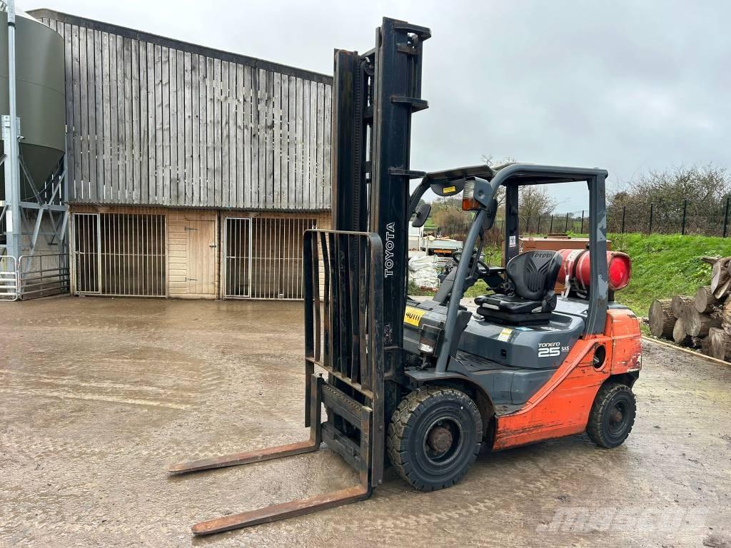 Toyota Tonero Carrelli elevatori GPL