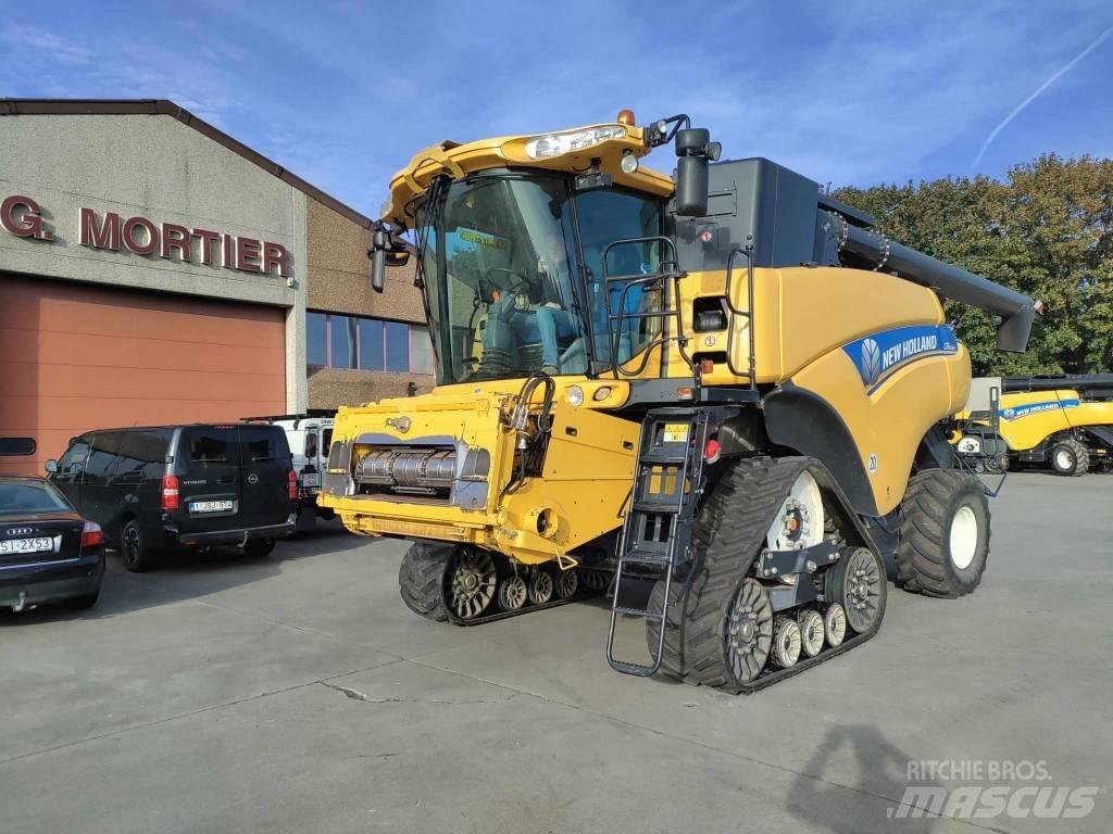 New Holland CR 9090 Mietitrebbiatrici