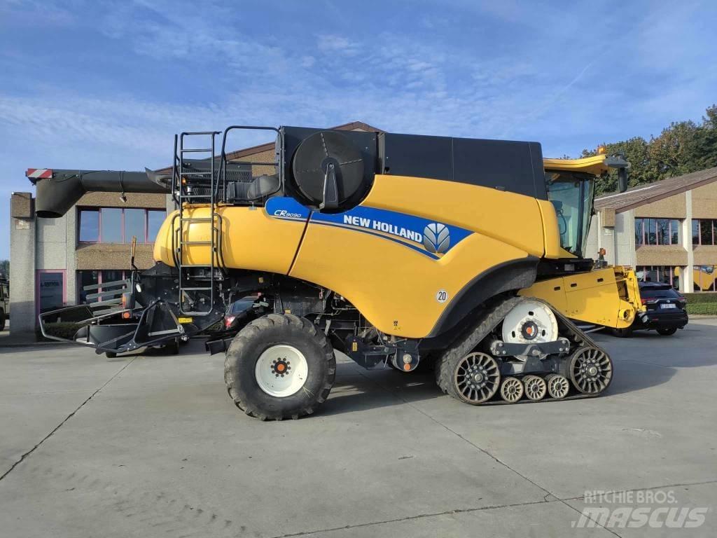 New Holland CR 9090 Mietitrebbiatrici