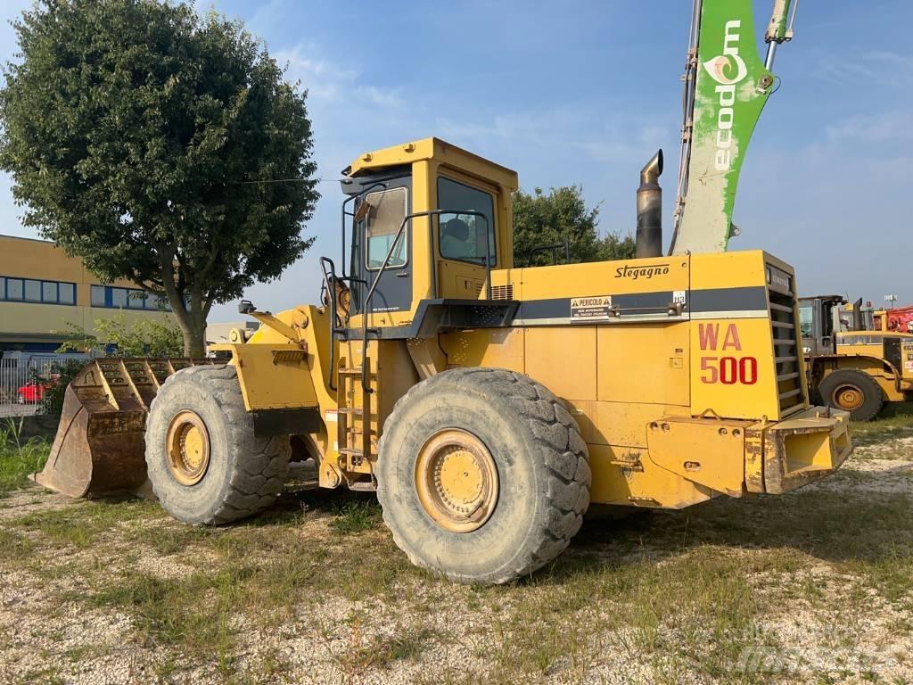 Komatsu WA 500-1 Pale gommate