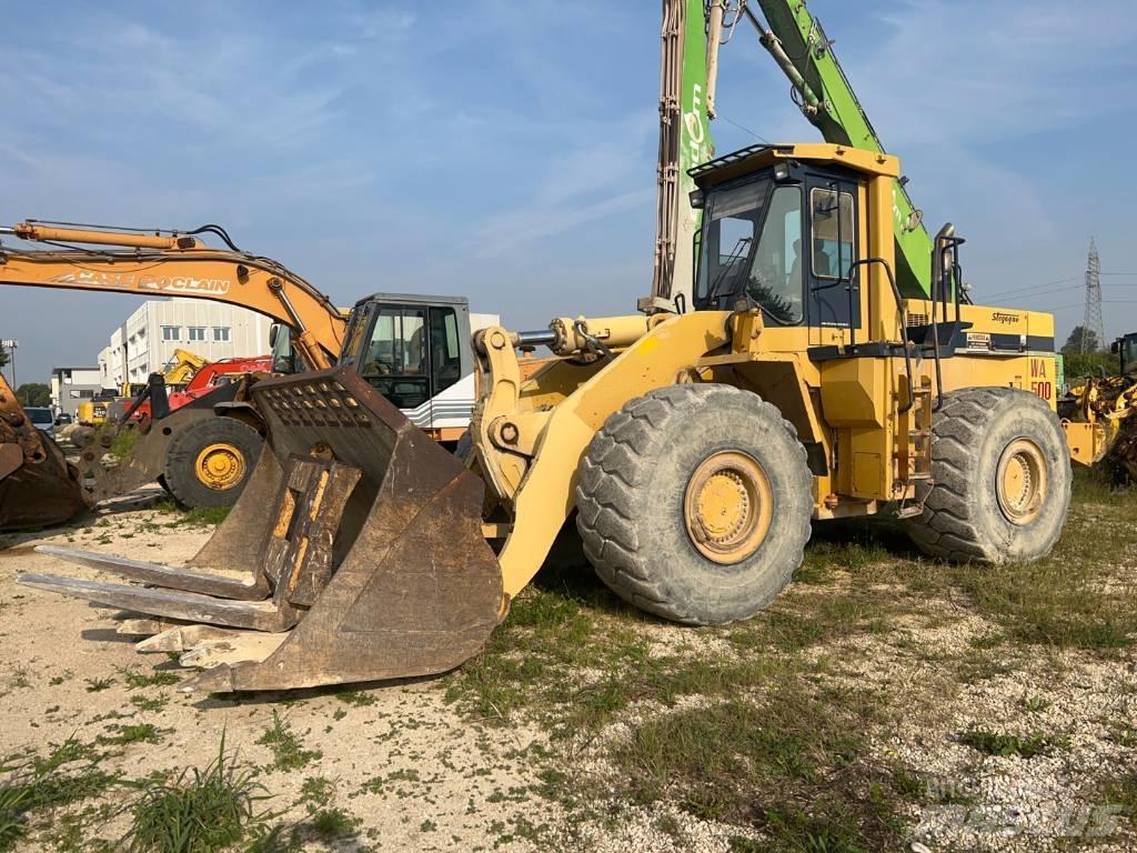 Komatsu WA 500-1 Pale gommate
