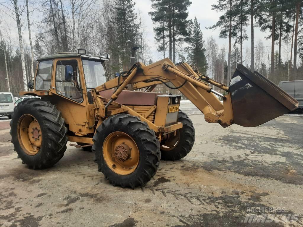 Valmet 702S 4 veto Trattori