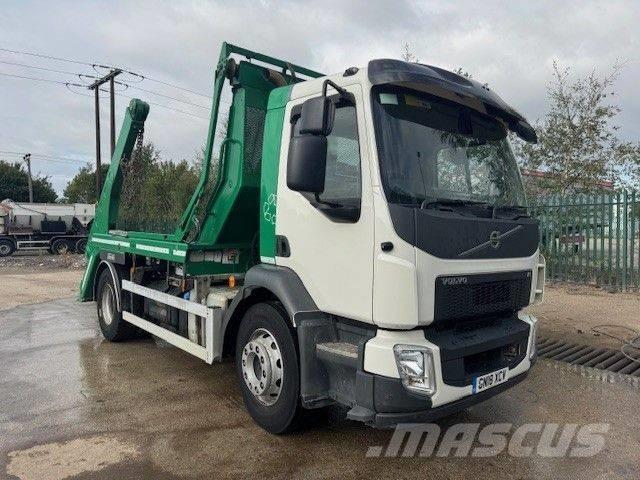 Volvo FL 250 Camion con cassone scarrabile