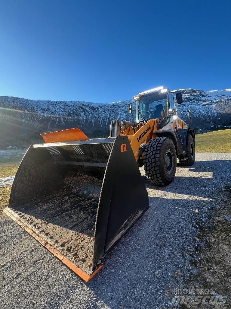 Liebherr L 538 Pale gommate