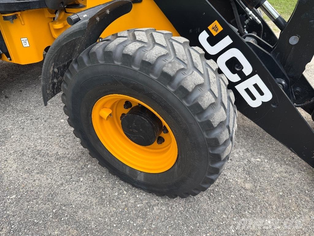 JCB 407 Pale gommate
