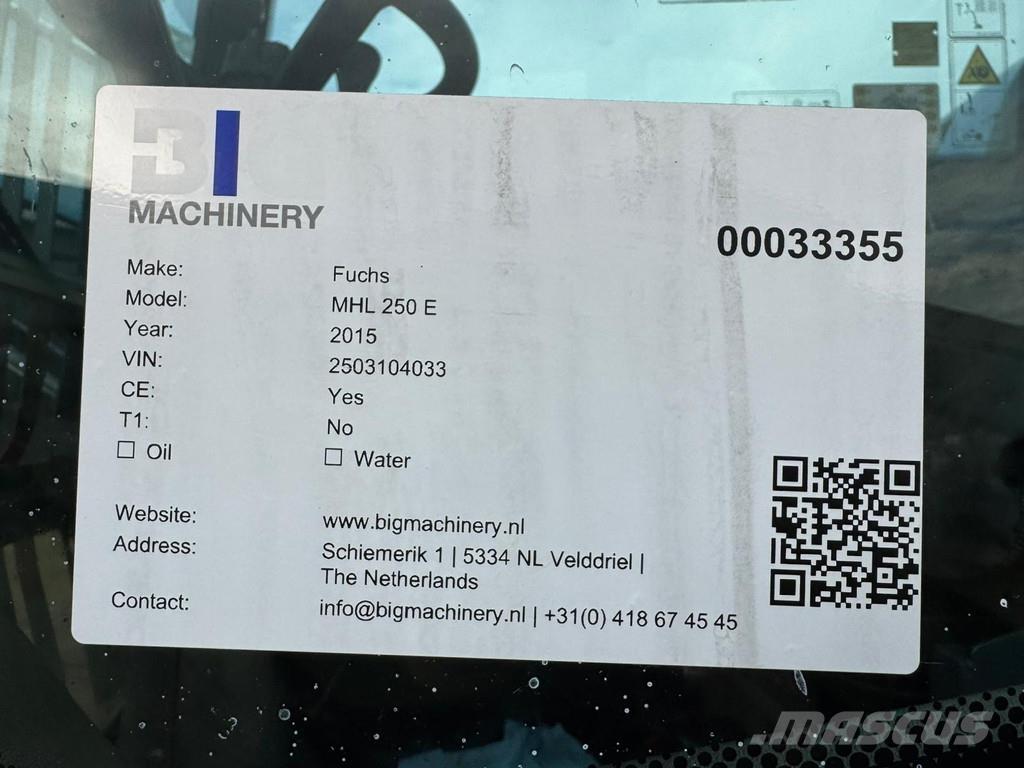 Fuchs MHL 250 Movimentazione rifiuti