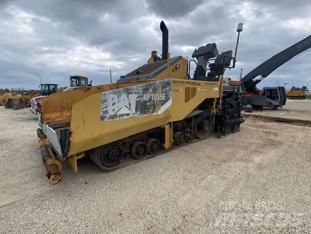 CAT AP1055E Finitrici