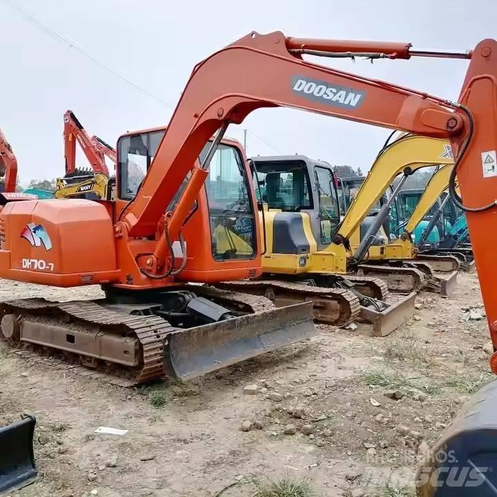 Doosan DH70-7 Escavatori cingolati