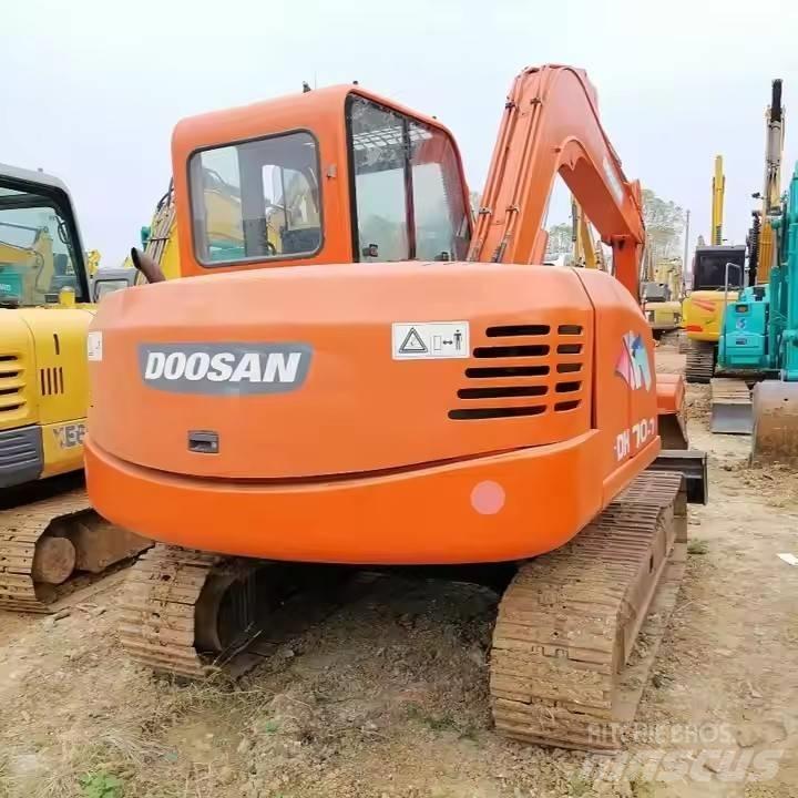 Doosan DH70-7 Escavatori cingolati
