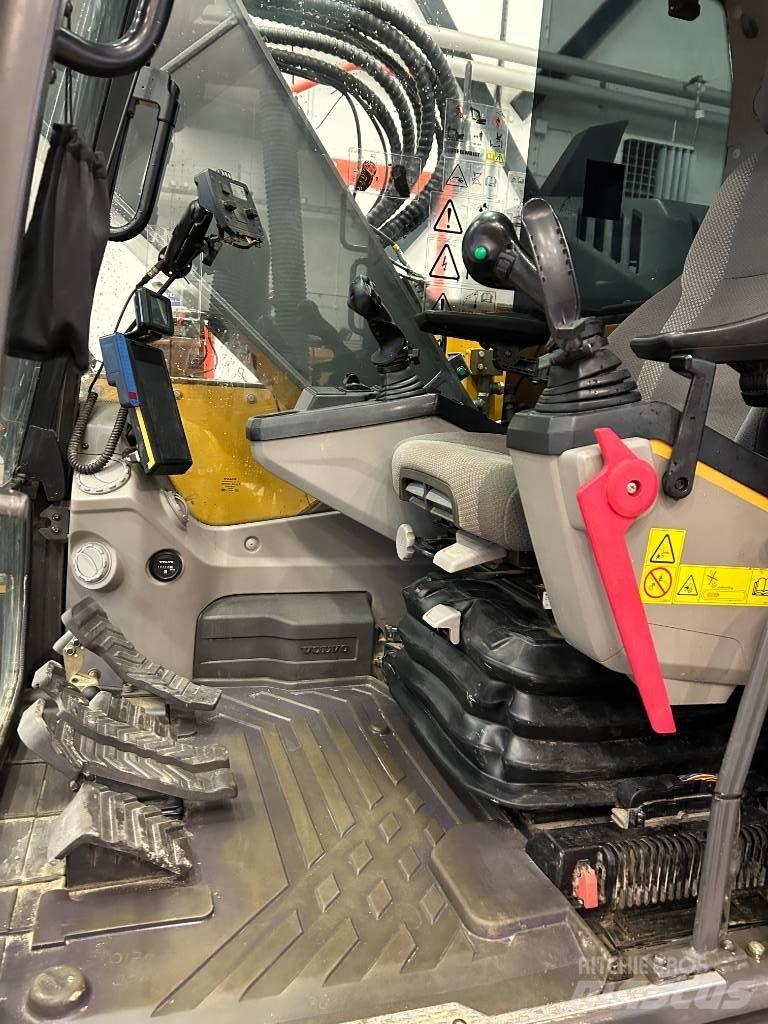 Volvo ECR 235 E Escavatori cingolati