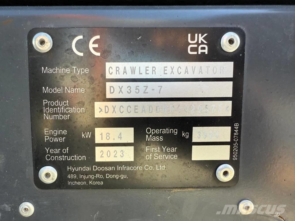 Develon DX 35 Z-7 Miniescavatori