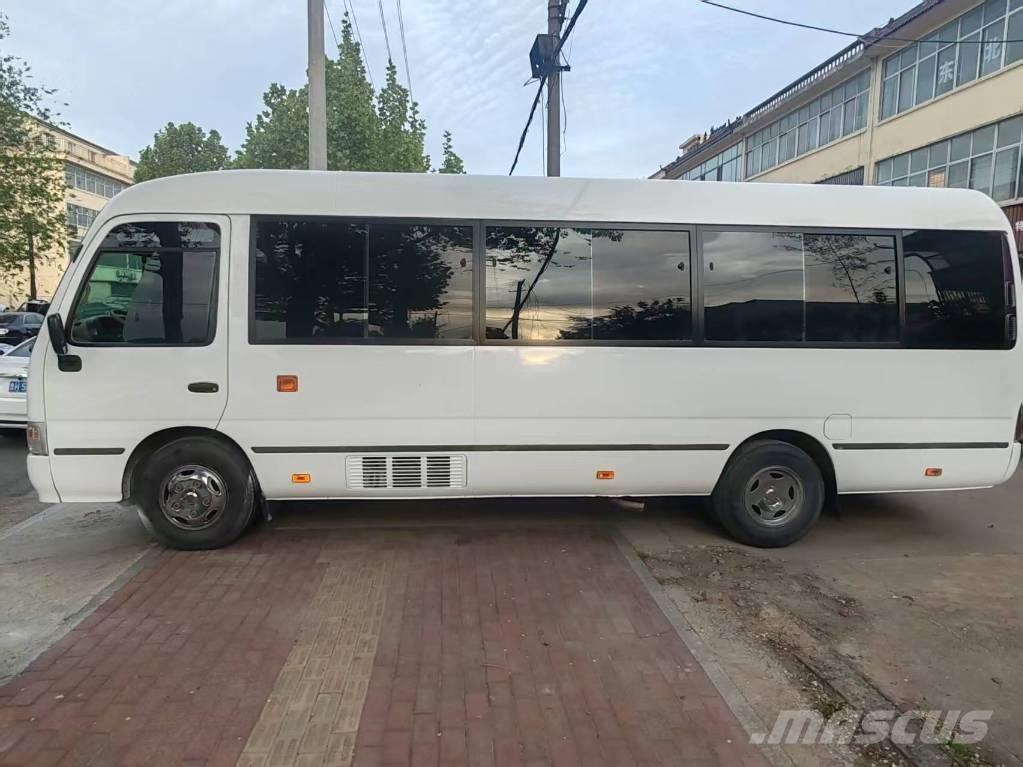 Toyota Coaster Autobus interurbani