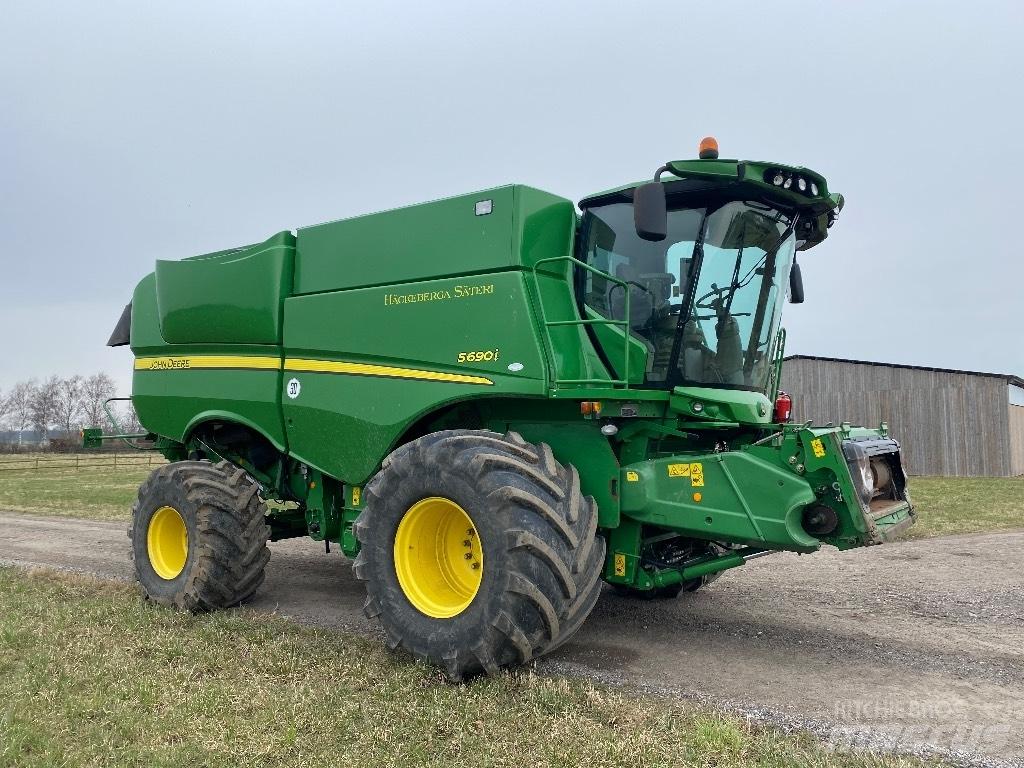 John Deere S 690 i Mietitrebbiatrici