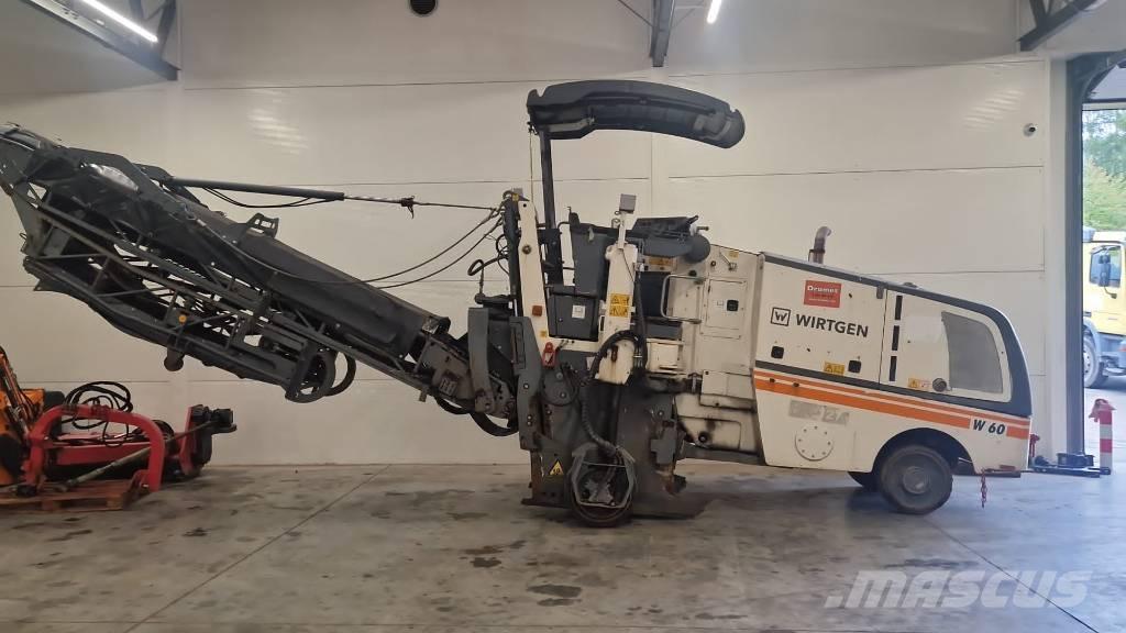 Wirtgen W 60 Fresa a freddo per asfalto