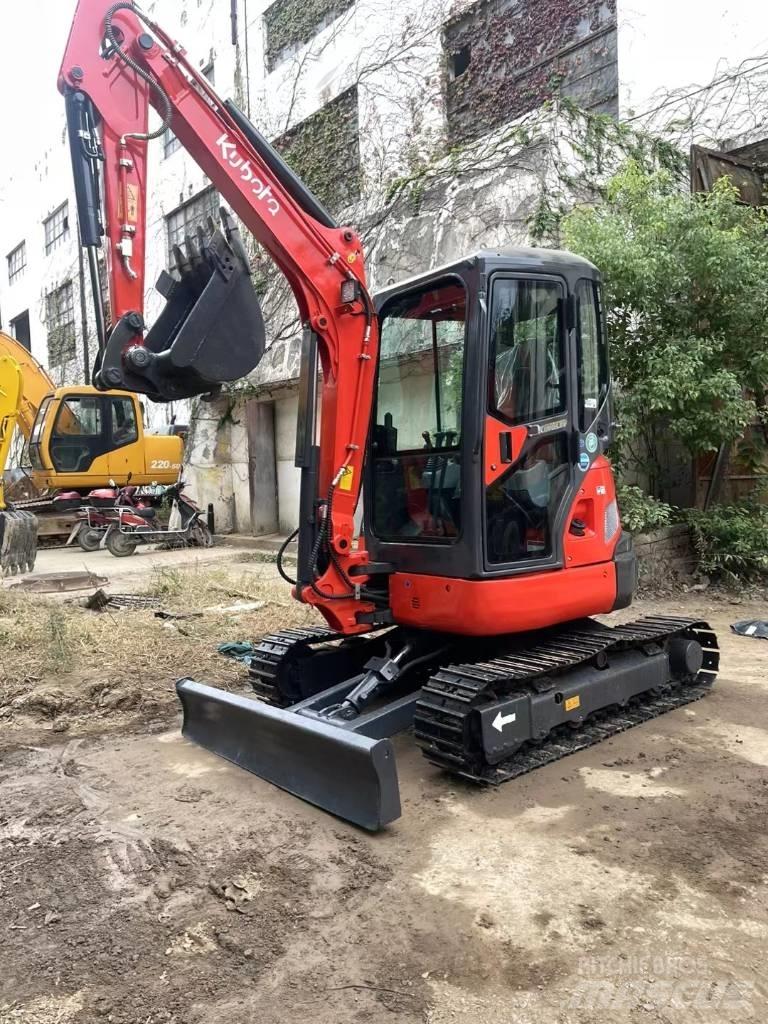 Kubota U35 Miniescavatori