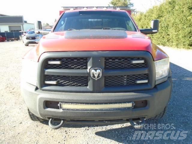 Dodge Ram 5500 Carroattrezzi