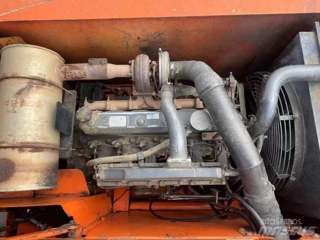 Doosan DH 225 LC-7 Escavatori cingolati