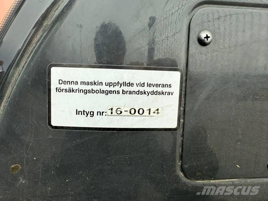 Hitachi ZX 300 LC-6 Escavatori cingolati