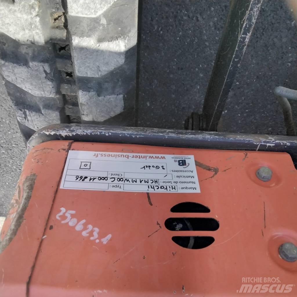 Hitachi ZX 22U 2YLR Miniescavatori