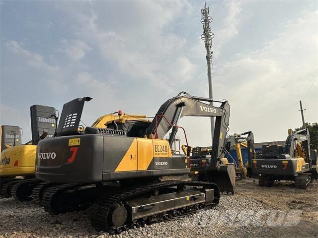 Volvo EC240 Escavatori cingolati