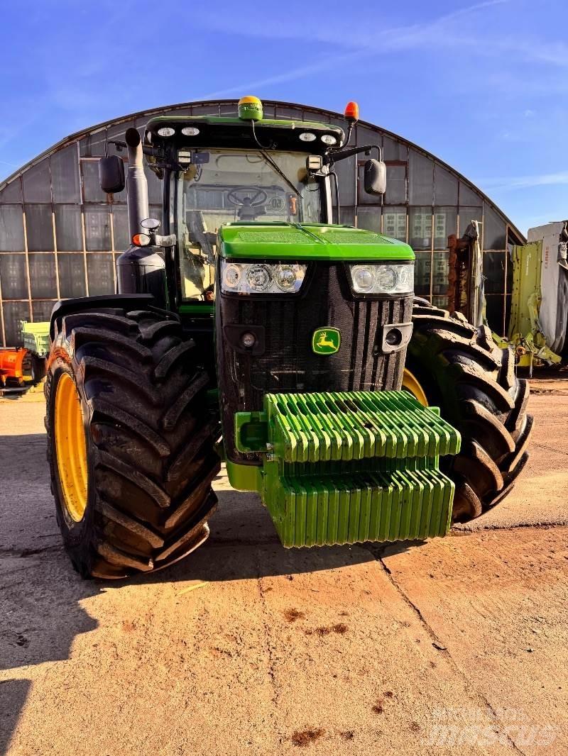 John Deere 8320 R Trattori