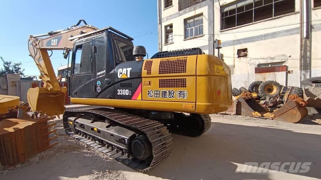 CAT 330 Escavatori cingolati