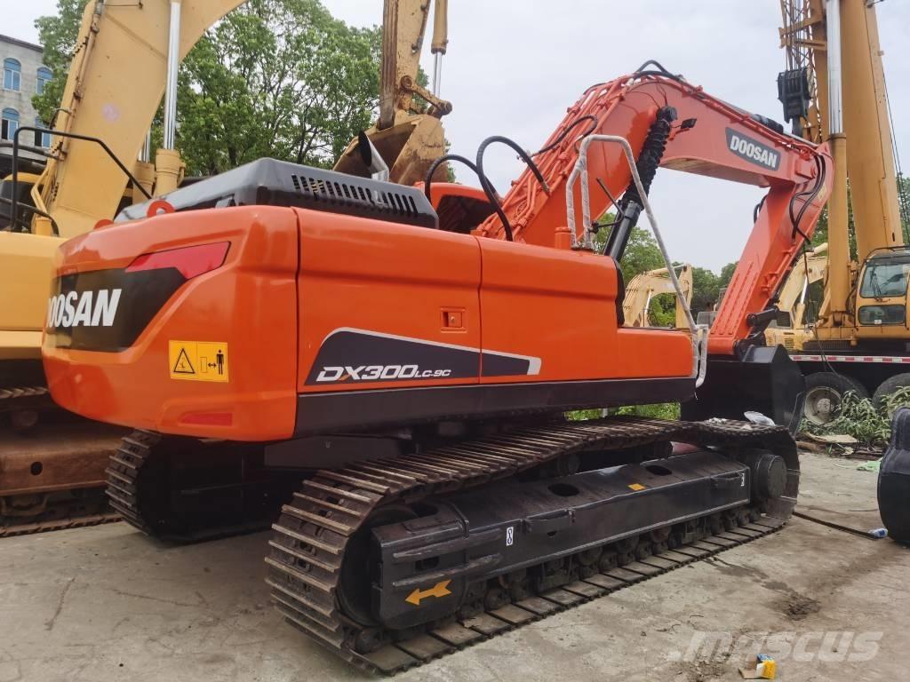 Doosan DX 300 LC Escavatori cingolati