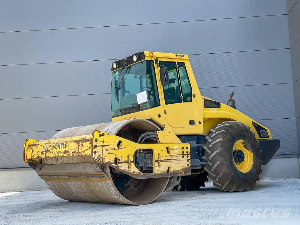 Bomag BW 213 DH-4 Rulli monotamburo